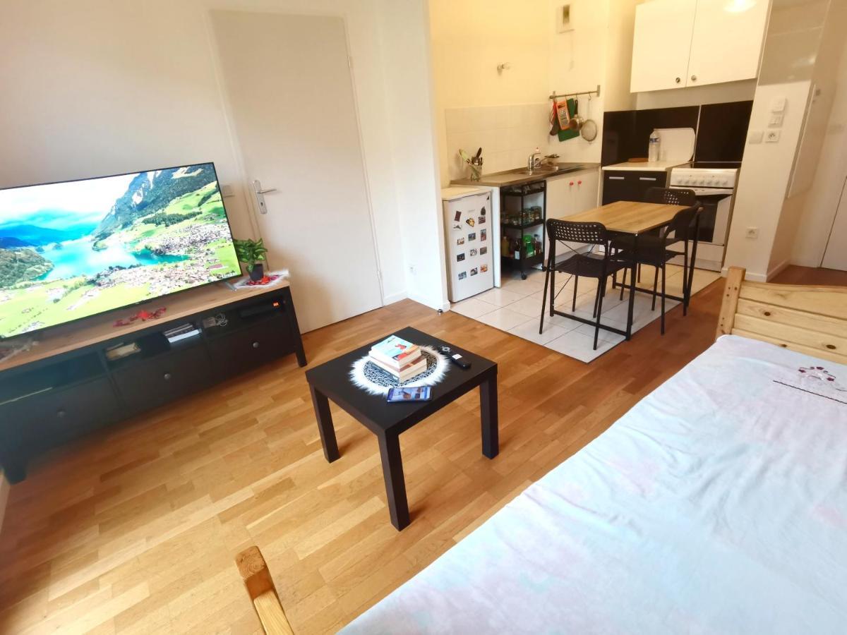 Versailles Trip Appartement Buc (Yvelines) Exterior foto